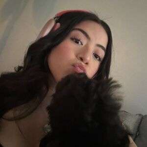 Meet your Posher, Mely